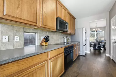 2736 Maple Creek Drive, Fort Worth, TX 76177 - Photo 11