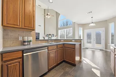 2736 Maple Creek Drive, Fort Worth, TX 76177 - Photo 13