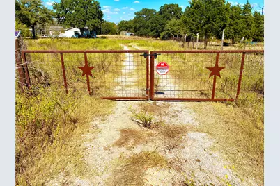 1510 Old McDade Road, Elgin, TX 78621 - Photo 9