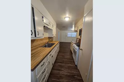 711 N 59th Street, Waco, TX 76710 - Photo 5