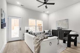 2340 Alsiddiq Dr, Irving, TX 75062 - Photo 9