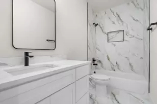 2340 Alsiddiq Dr, Irving, TX 75062 - Photo 21