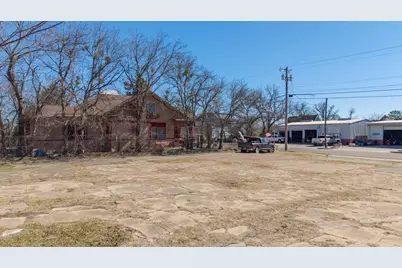 3424 Lee Street, Greenville, TX 75401 - Photo 9
