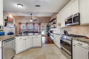 1524 Rustic Timbers Ln, Flower Mound, TX 75028 - Photo 3