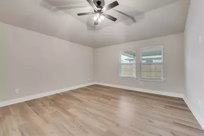 808 Hardaway Drive, Greenville, TX 75402 - Photo 15