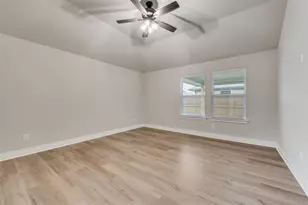 808 Hardaway Dr, Greenville, TX 75402 - Photo 15