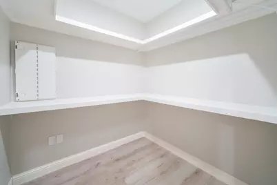 8809 Isom Lane, Dallas, TX 75249 - Photo 19