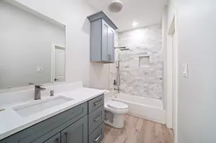 8809 Isom Ln, Dallas, TX 75249 - Photo 27