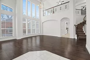 1930 Wind Lake Cir, Garland, TX 75040 - Photo 3