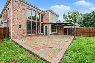 1930 Wind Lake Cir, Garland, TX 75040 - Photo 19