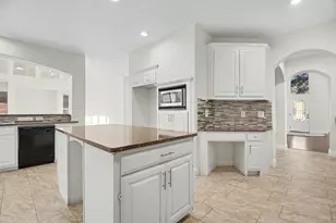1930 Wind Lake Cir, Garland, TX 75040 - Photo 7