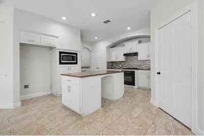 1930 Wind Lake Circle, Garland, TX 75040 - Photo 7