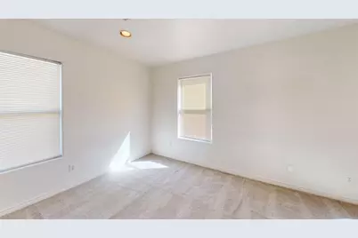 8133 Elvis Court, Fort Worth, TX 76134 - Photo 9