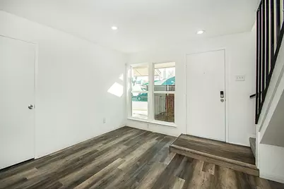 2611 Via Cordova, Carrollton, TX 75006 - Photo 5