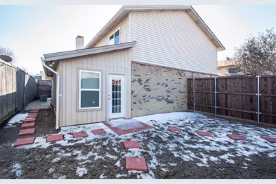 2611 Via Cordova, Carrollton, TX 75006 - Photo 27