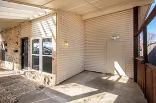 2611 Via Cordova, Carrollton, TX 75006 - Photo 3