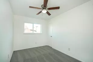 2611 Via Cordova, Carrollton, TX 75006 - Photo 21