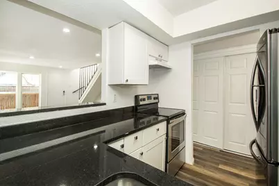 2611 Via Cordova, Carrollton, TX 75006 - Photo 11