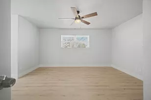 8095 Meadow Rd, Dallas, TX 75231 - Photo 17