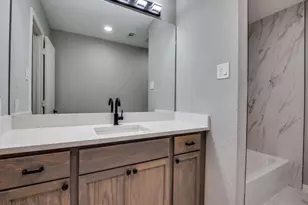 1044 Peach Ln, DeSoto, TX 75115 - Photo 17