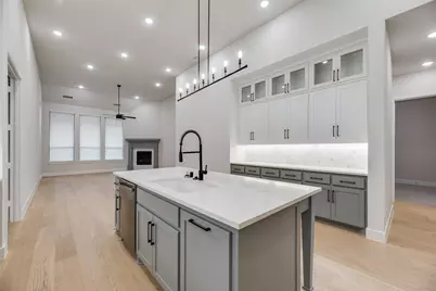 4104 Fall Aster Way, Aubrey, TX 76227 - Photo 3