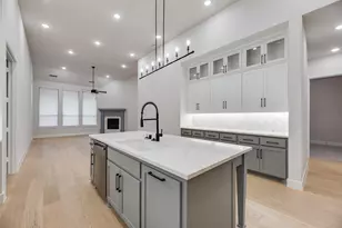 4104 Fall Aster Wy, Aubrey, TX 76227 - Photo 3