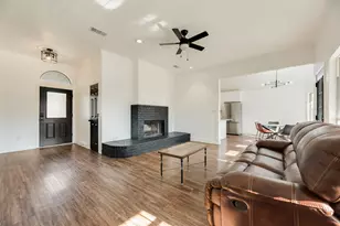 706 Azalea Dr, Forney, TX 75126 - Photo 3