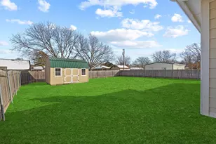 109 Loraine St, Pottsboro, TX 75076 - Photo 25