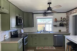 1409 11th St, Mineral Wells, TX 76067 - Photo 3