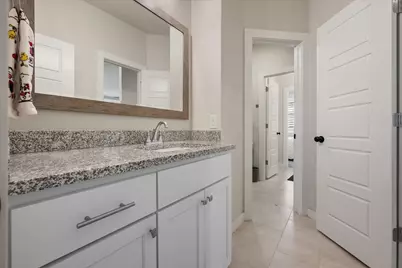 203 W Kimball Street #B, Mansfield, TX 76063 - Photo 21