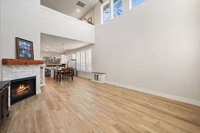 203 W Kimball Street #B, Mansfield, TX 76063 - Photo 5