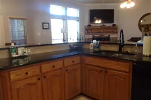 6316 Carrizo Dr, Granbury, TX 76049 - Photo 9