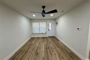 413 SW 14th St, Grand Prairie, TX 75051 - Photo 3