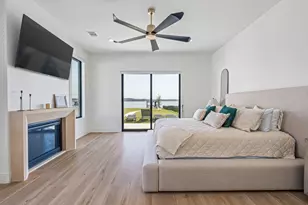 1804 Laguna Bay S, Pelican Bay, TX 76020 - Photo 25