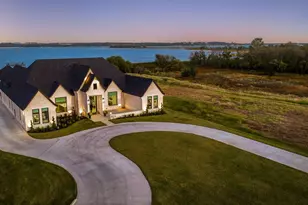 1804 Laguna Bay S, Pelican Bay, TX 76020 - Photo 5