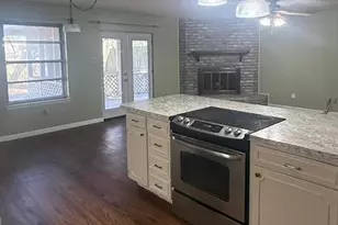 513 Baldwin Ave, Crowley, TX 76036 - Photo 3