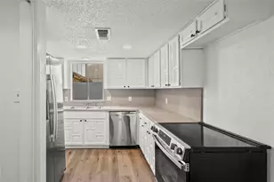 3305 Ambassador Row, Dalworthington Gardens, TX 76013 - Photo 17