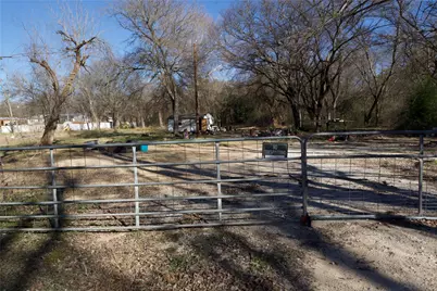 725 County Road 414, Cleburne, TX 76031 - Photo 5