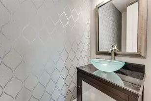 628 Creekway Dr, Irving, TX 75039 - Photo 19