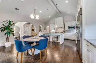 628 Creekway Dr, Irving, TX 75039 - Photo 13