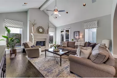 628 Creekway Drive, Irving, TX 75039 - Photo 9