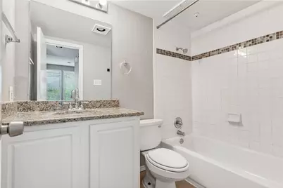 2002 N Fitzhugh Avenue #2, Dallas, TX 75204 - Photo 17