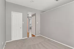 2002 N Fitzhugh Ave, Dallas, TX 75204 - Photo 19
