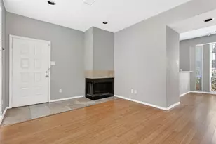 2002 N Fitzhugh Ave, Dallas, TX 75204 - Photo 13