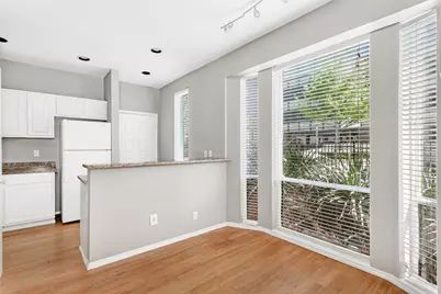 2002 N Fitzhugh Avenue #2, Dallas, TX 75204 - Photo 9