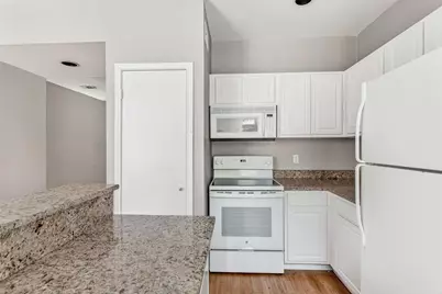 2002 N Fitzhugh Avenue #2, Dallas, TX 75204 - Photo 5