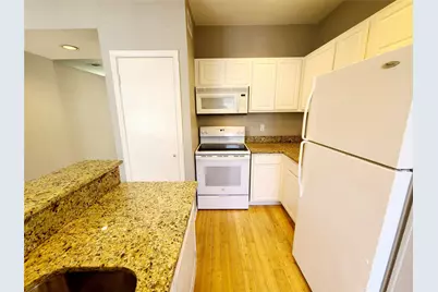 2002 N Fitzhugh Avenue #2, Dallas, TX 75204 - Photo 7