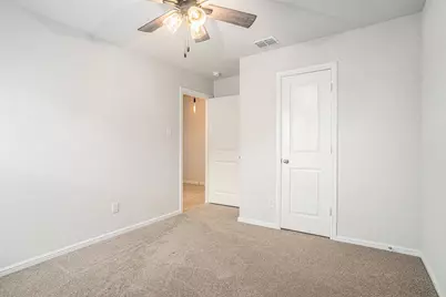 704 Christopher Drive, Cleburne, TX 76033 - Photo 17