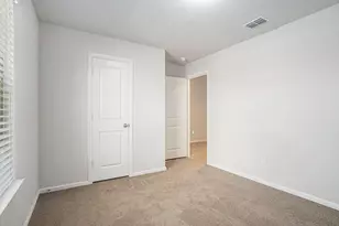 704 Christopher Dr, Cleburne, TX 76033 - Photo 19