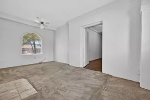 916-B E Hubbard St, Mineral Wells, TX 76067 - Photo 21